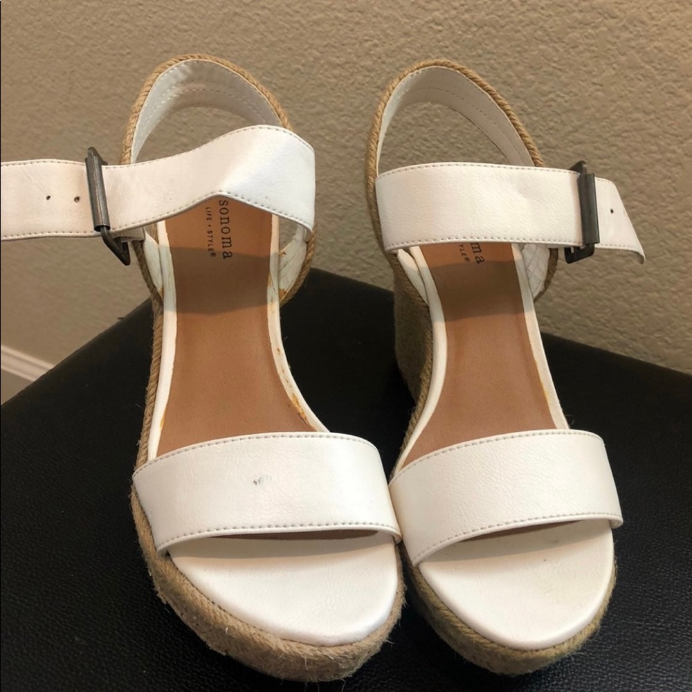 Wedge shoes